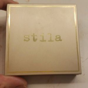 Stila highlighter